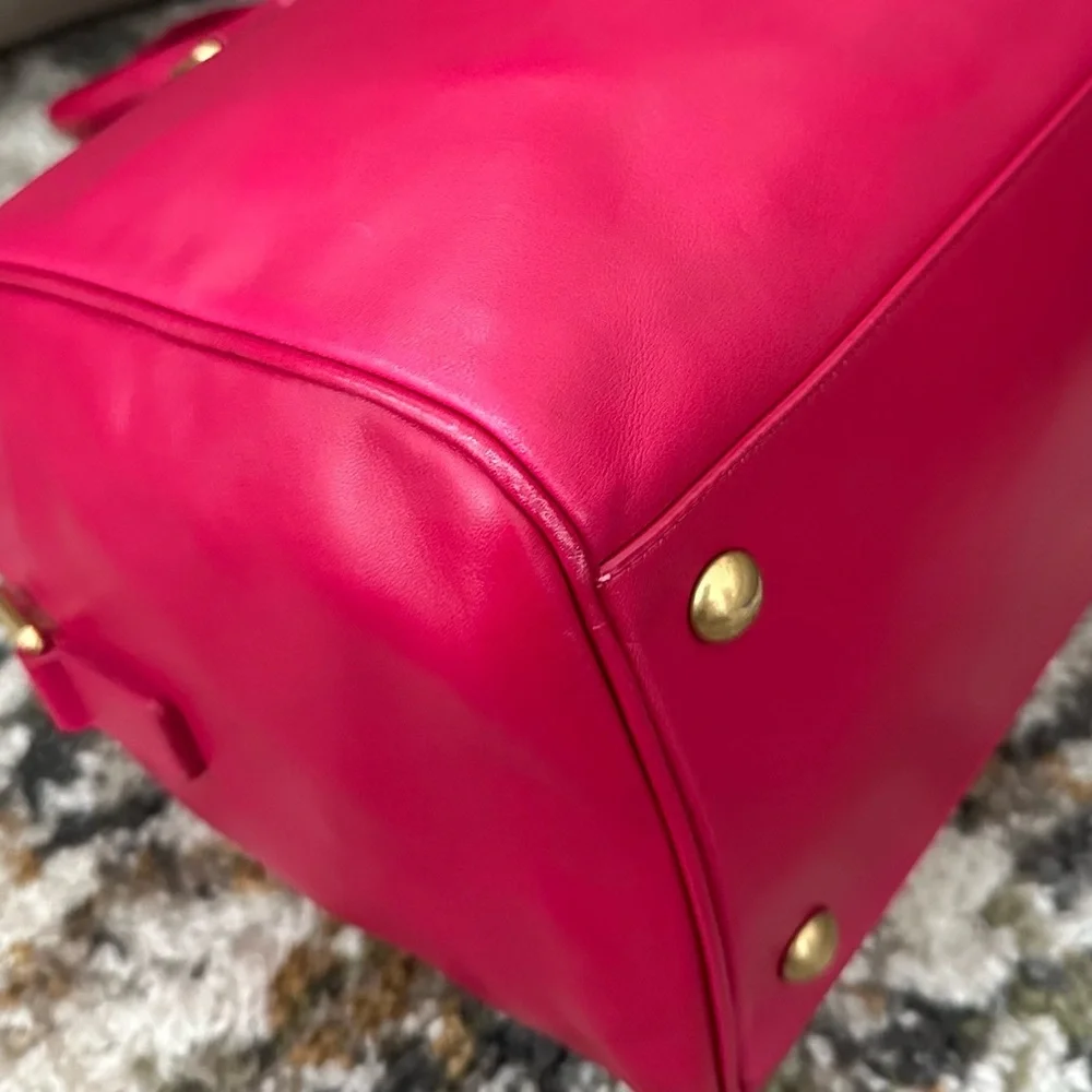 SAINT LAURENT FUCHSIA YSL 2 WAY LEATHER DUFFEL BOSTON CROSSBODY BAG CARDS & COA - Picture 12 of 16